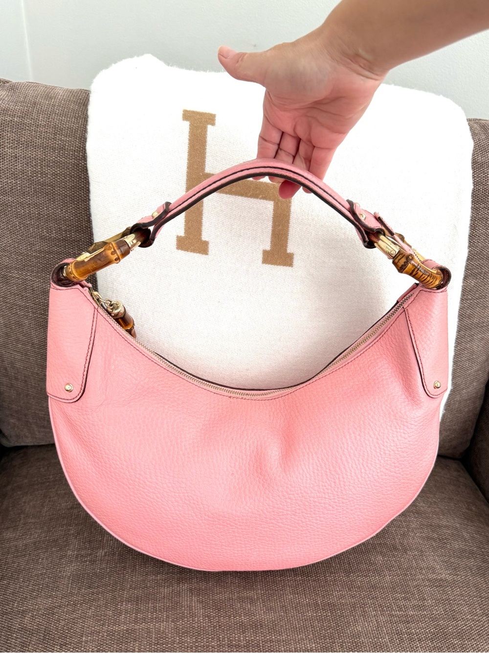 Authentic Gucci pink leather hobo bag bamboo accents shoulder bag